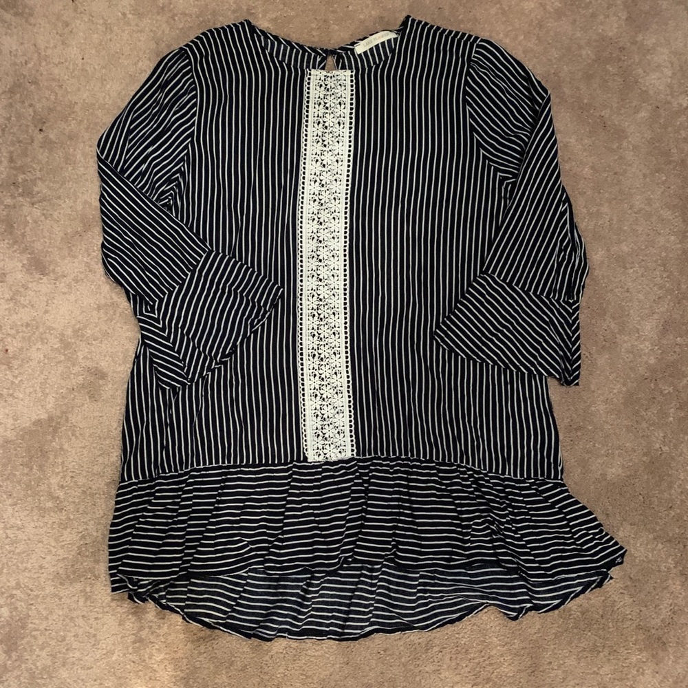 Beautiful tunic top size M
